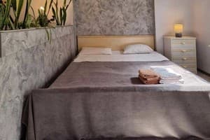 Квартира Home Hotel ул. Костёльная, 9. Стандарт двухместный однокомнатная квартира 4