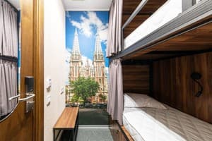 MISTO capsule hotel 2