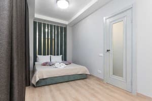 Квартира двухкомнатная на бульваре Леси Украинки 20